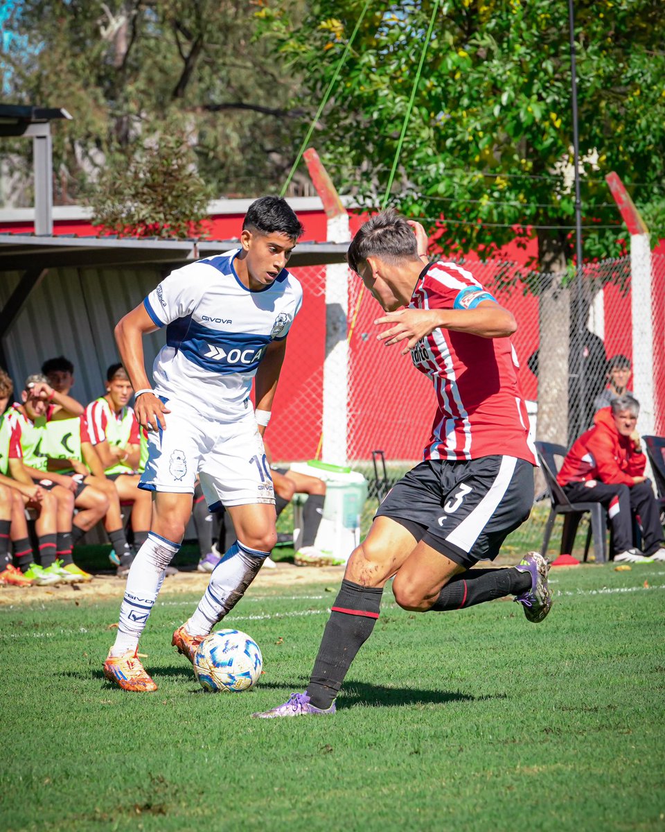 Estudiantes festejó en el clásico de Reserva