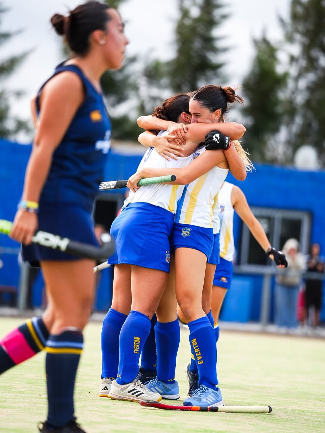 Habrá clásico platense en damas este sábado