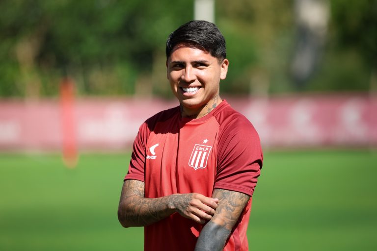 Farias se va a préstamo a San Lorenzo
