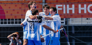 Los Leones golearon a Nueva Zelanda (7-1) y clasificaron a Cuartos de Final