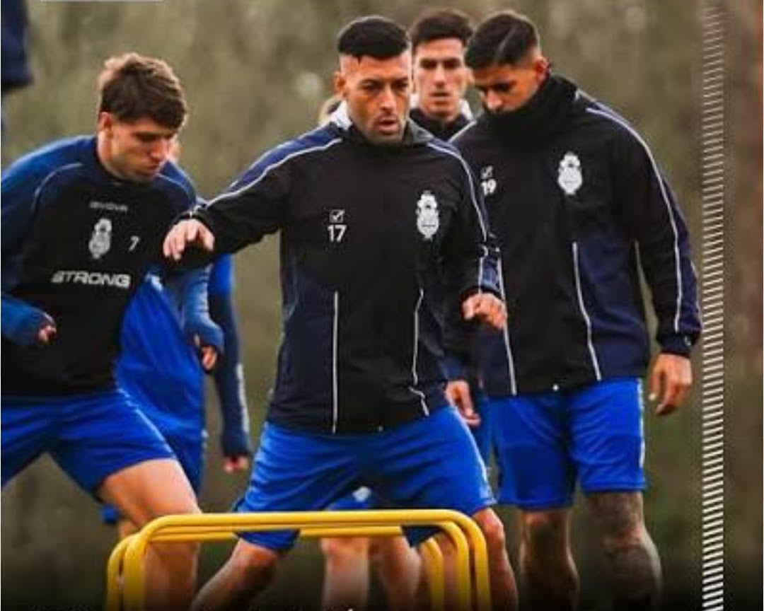 Pereyra baraja y da de nuevo pensando en Central